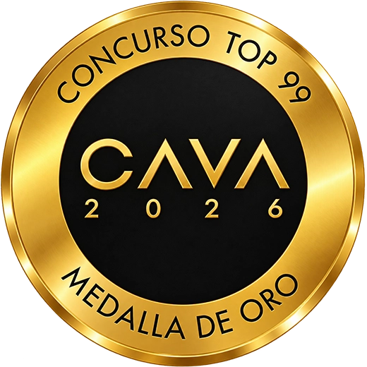 Medalla de oro del Concurso Top 99 CAVA 2026 otorgada a Mezcal Doble Cobre
